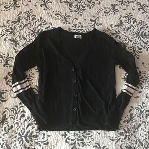 🌺B2G2 Free🌺 ‼️CLEARANCE‼️Cardigan